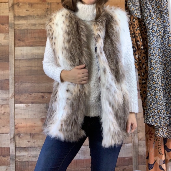 Jackets & Blazers - Mottled Faux Fur Vest